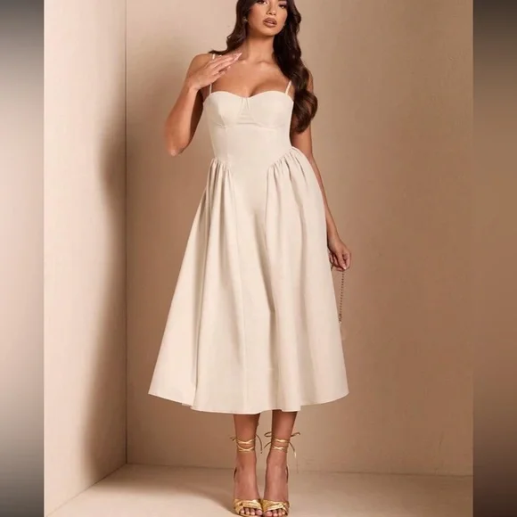 Elegant White Midi Dress - Picture 6 of 16